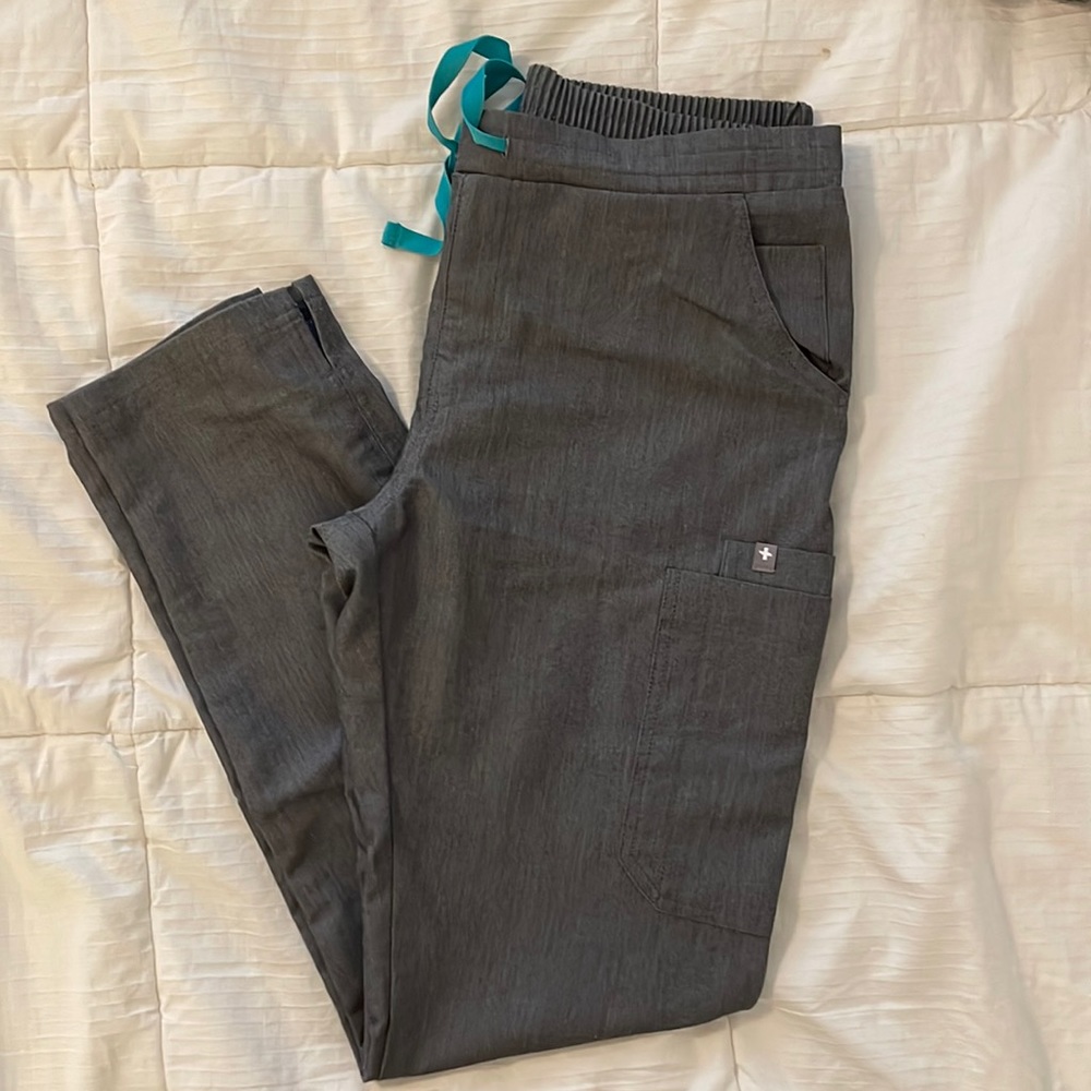 Figs Yola Skinny Straight Leg Regular Small